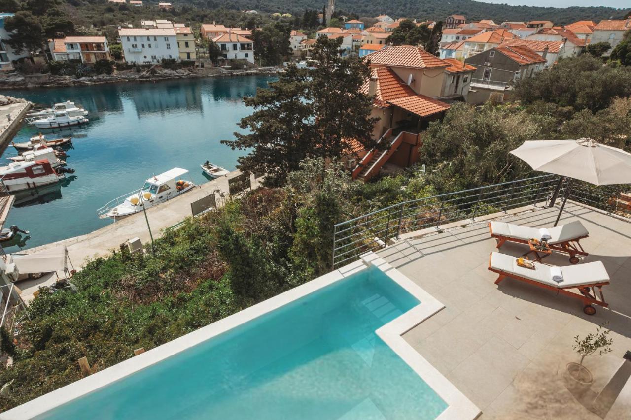 Sol Luxury Residence Near The Beach With Shared Heated Pool Božava Exterior foto