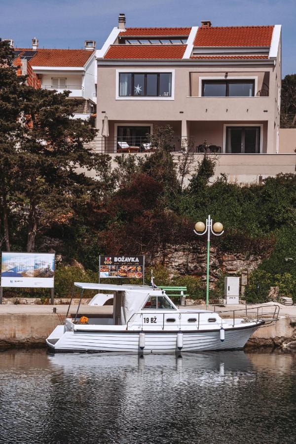 Sol Luxury Residence Near The Beach With Shared Heated Pool Božava Exterior foto