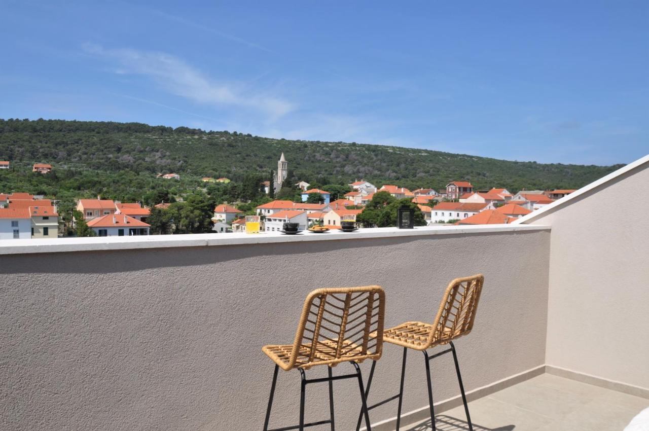 Sol Luxury Residence Near The Beach With Shared Heated Pool Božava Exterior foto