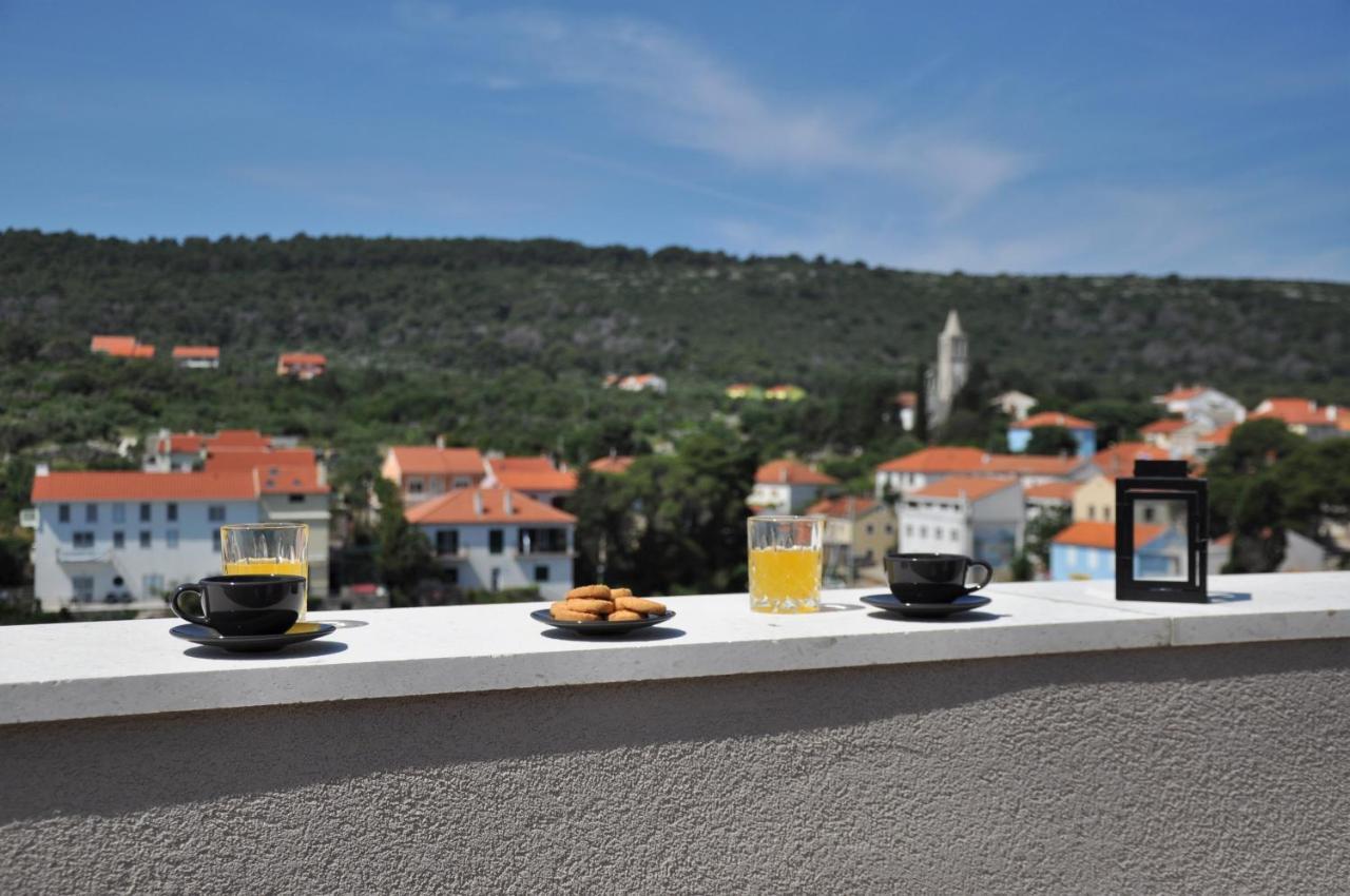Sol Luxury Residence Near The Beach With Shared Heated Pool Božava Exterior foto