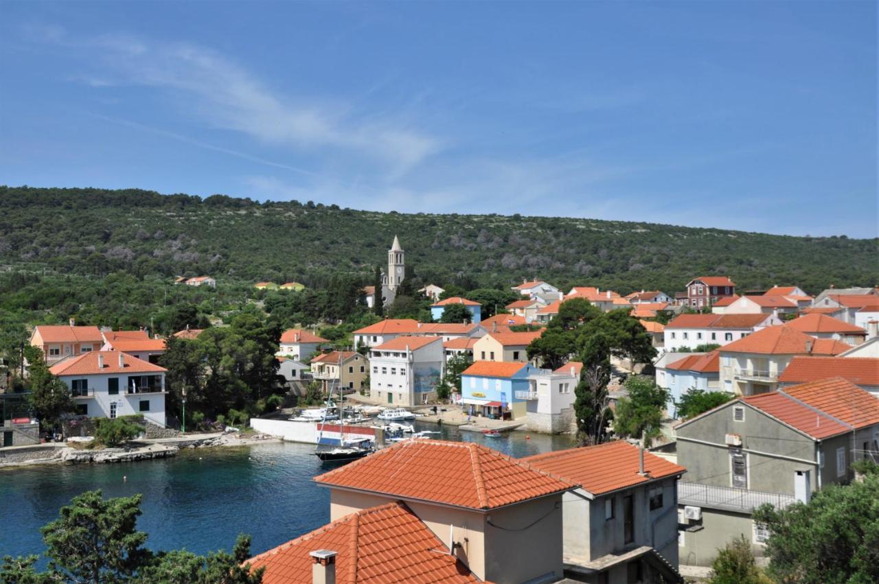Sol Luxury Residence Near The Beach With Shared Heated Pool Božava Exterior foto